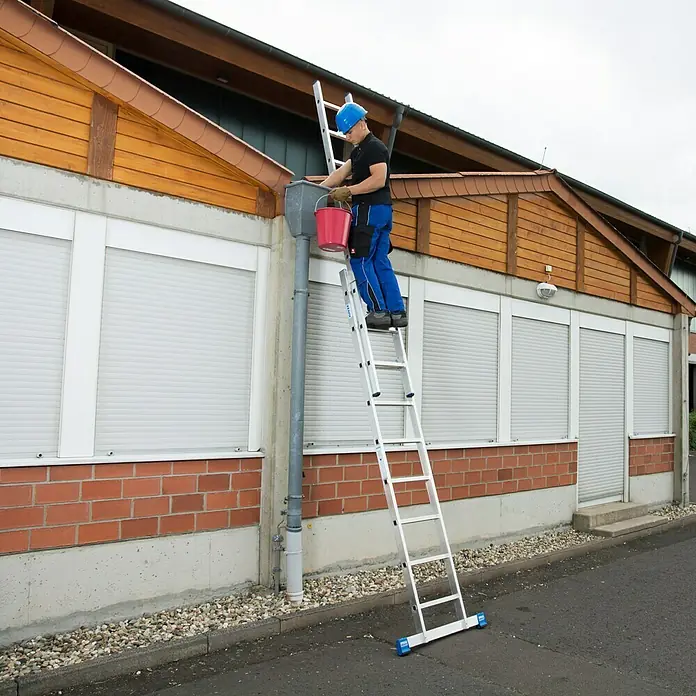 Krause Stabilo Sprossen-Schiebeleiter - Arbeitshöhe: 5,25 m, 2 x 9 Sprossen, Aluminium - Anwendungsbeispiel