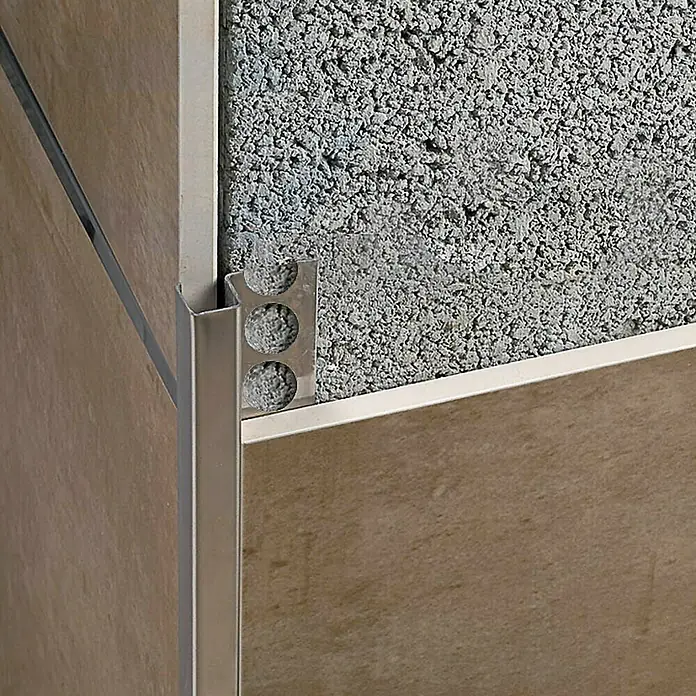 Perfil cuadrado multiusos Brillo - Acero inoxidable, Plateado, 2,5 m x 12 mm - Producto en uso