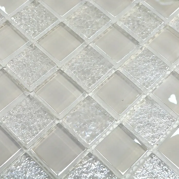 Mosaikfliese Crystal Mix XCM 8LU90 - 29,8 x 29,8 cm, Weiß, Glänzend - Detailaufnahme