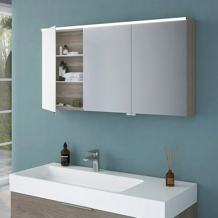 Camargue LED-Spiegelschrank Cube/Loft - B x H: 120 x 62 cm, Mit Beleuchtung, MDF, Weiß - Anwendungsbeispiel