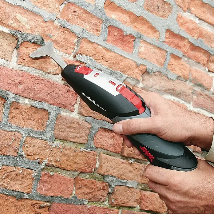 Skil Rascador 7710 AA - 28,8 x 6,8 cm - Producto en uso