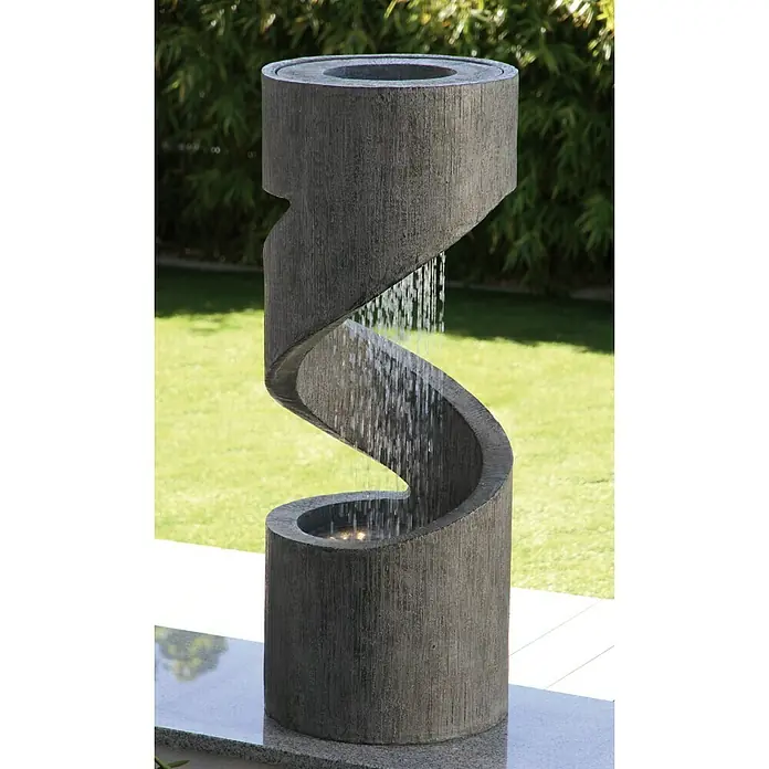 Silex Kunststeinbrunnen Bergen - 31,5 x 31,5 x 79,5 cm - Stimmungsaufnahme