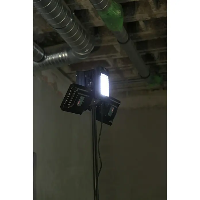 Profi Depot LED reflektor - Crne boje, Sa stativom, 50 W, IP54 - Pogled sprijeda