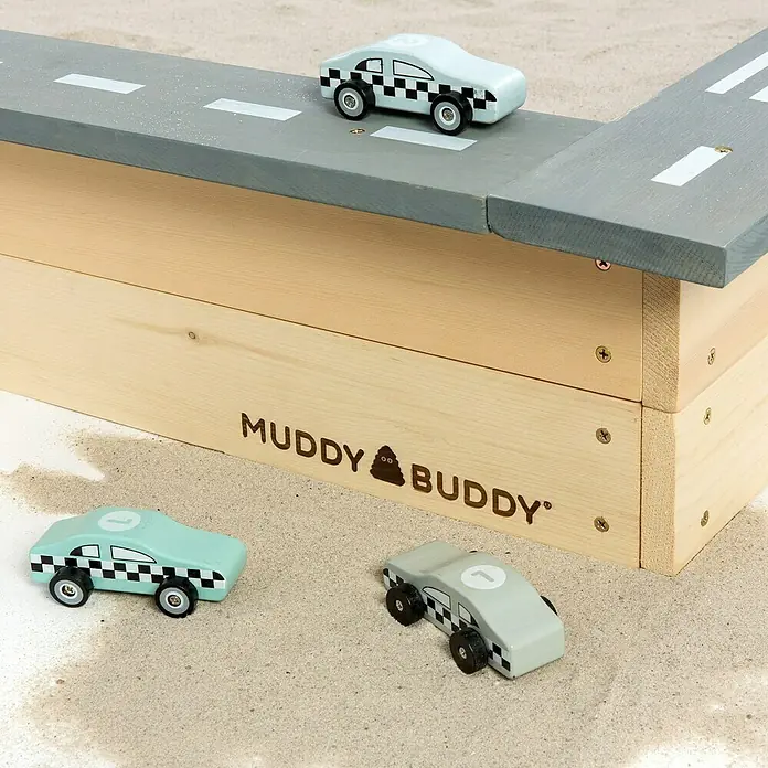 Muddy Buddy Sandkasten Highway Hero - L x B x H: 135 x 125 x 20 cm, Holz - Detailaufnahme