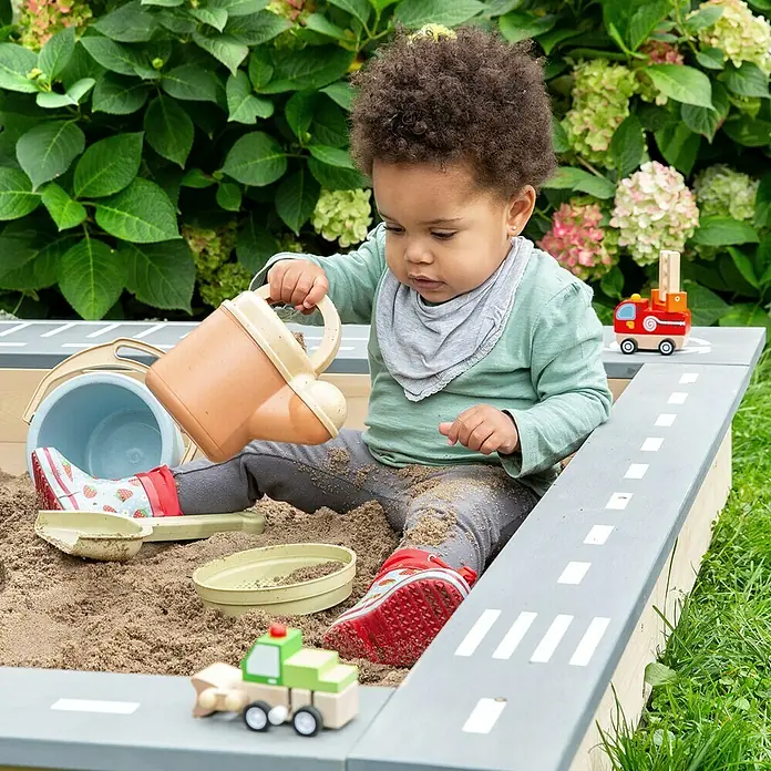 Muddy Buddy Sandkasten Highway Hero - L x B x H: 135 x 125 x 20 cm, Holz - Detailaufnahme