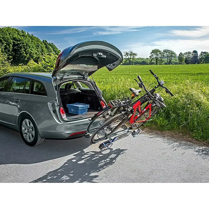 Eufab Fahrradträger Carlo Plus - Geeignet für: 2 Fahrräder, Max. Ladegewicht: 50 kg, Passend für: Fahrzeuge mit Anhängerkupplung - Anwendungsbeispiel
