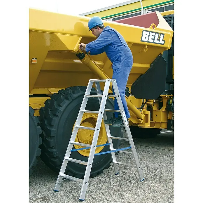 Krause Stabilo Stufen-Doppelleiter - Arbeitshöhe: 3,2 m, Anzahl Tritte: 2 x 7 Stufen, Tiefe Stufen: 80 mm, Aluminium - Anwendungsbeispiel