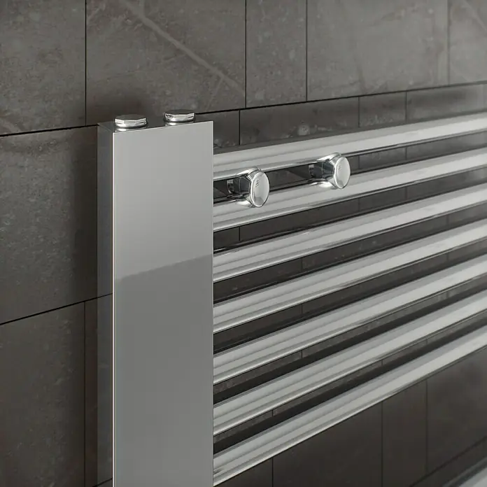 Ximax Designheizkörper C5 - 60 x 119 cm, 605 W, Chrom - Detailaufnahme