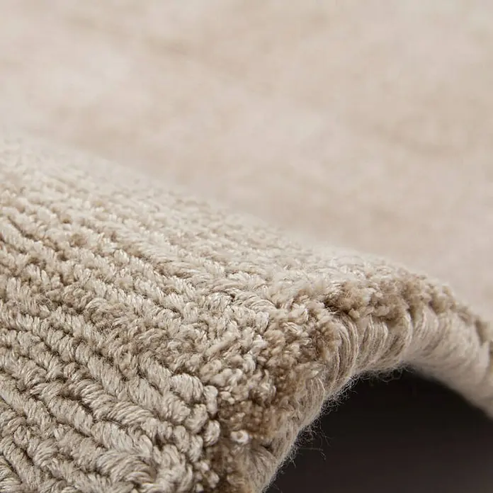 Kayoom Kurzflorteppich Luxury - Elfenbein/Taupe, 170 x 120 cm, 100 % Viskose - Detailaufnahme