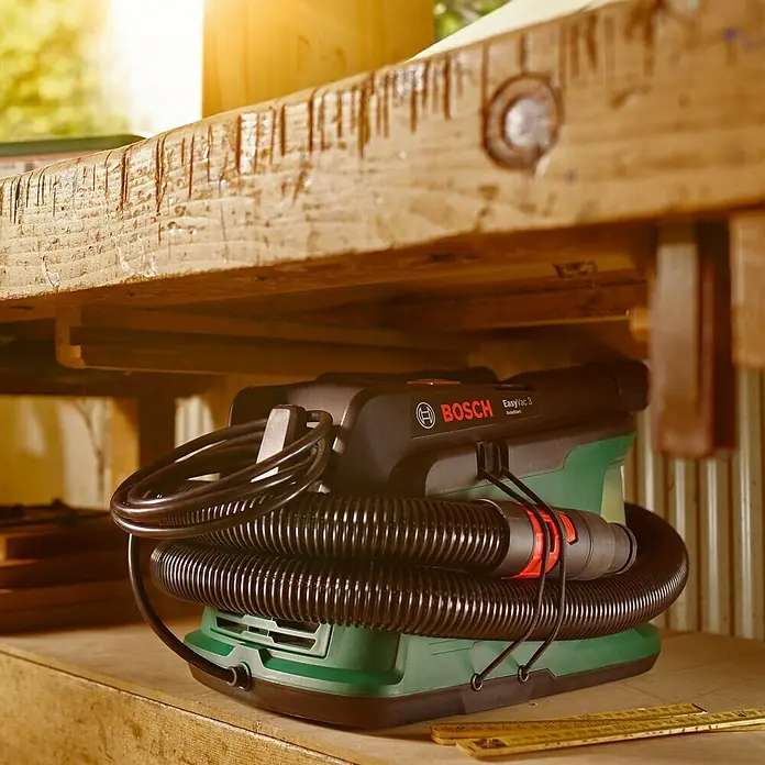 Bosch Staubsauger EasyVac 3 - 700 W, Behältervolumen: 2,1 l - Anwendungsbeispiel
