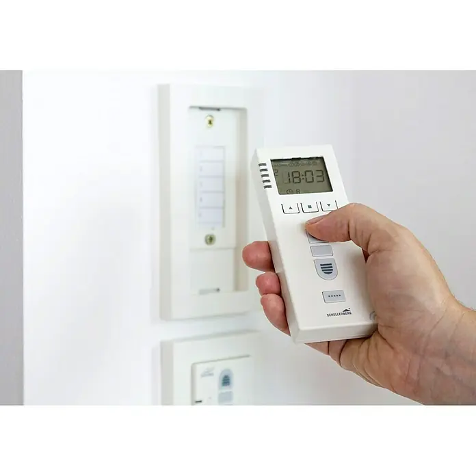 Schellenberg Funk-Zeitschaltuhr Premium - Unterstützte Systeme: Abus Smart Friends System, Geeignet für: 25 Funk-Motoren