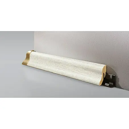 LOGOCLIC  Podna kutna lajsna K40 Diamant hrast