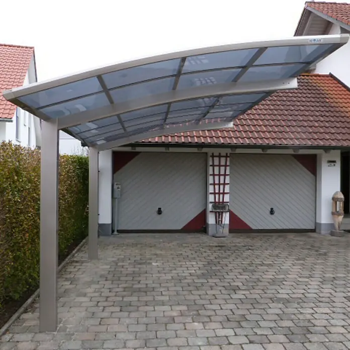 Ximax Carport Portoforte 110 - 4,9 x 2,7 m, Einfahrtshöhe: Max. 2,2 m, Edelstahloptik, Schneelast: 137 kg/m² - Stimmungsaufnahme