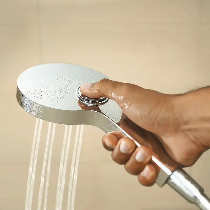Grohe Handbrause Power & Soul Cosmoplitan 130 - Anzahl Funktionen: 4 Stk., Durchmesser: 13 cm, Chrom - Anwendungsbeispiel