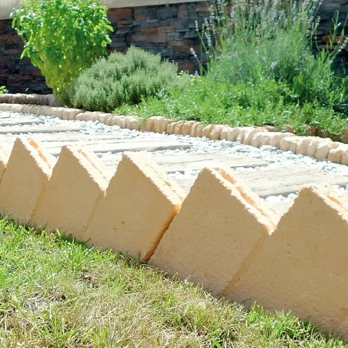 Bordillo Tova - 42 x 16 x 4,5 cm, Crema, Hormigón - Foto ambiente