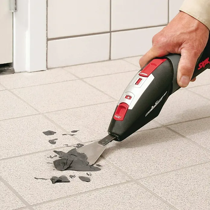 Skil Rascador 7710 AA - 28,8 x 6,8 cm - Producto en uso