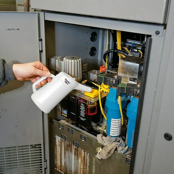 Hazet Messbecher 198-4 - 1 l - Anwendungsbeispiel