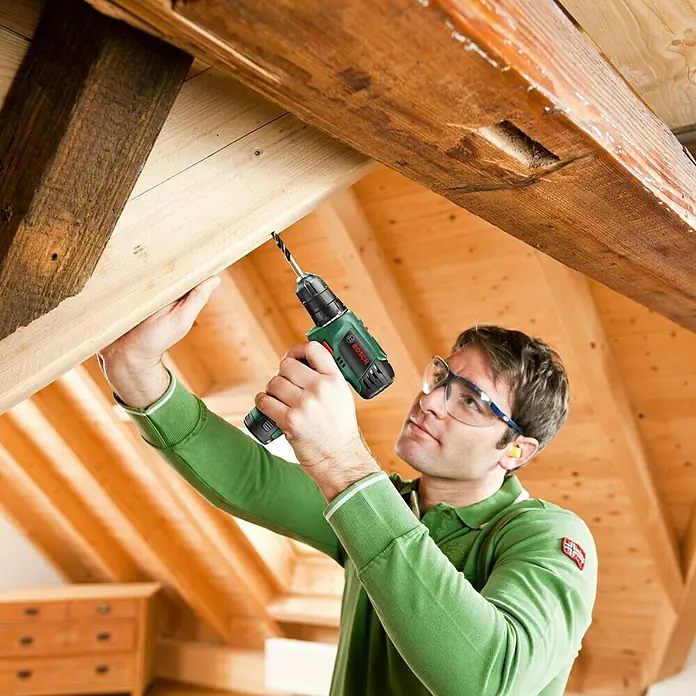 Bosch Easy Akumulatorski odvijač EasyDrill 1200 - 12 V, Litij-ionska, 1,5 Ah, Broj okretaja pri praznom hodu: 0 okr/min - 1.650 okr/min - Proizvod u upotrebi