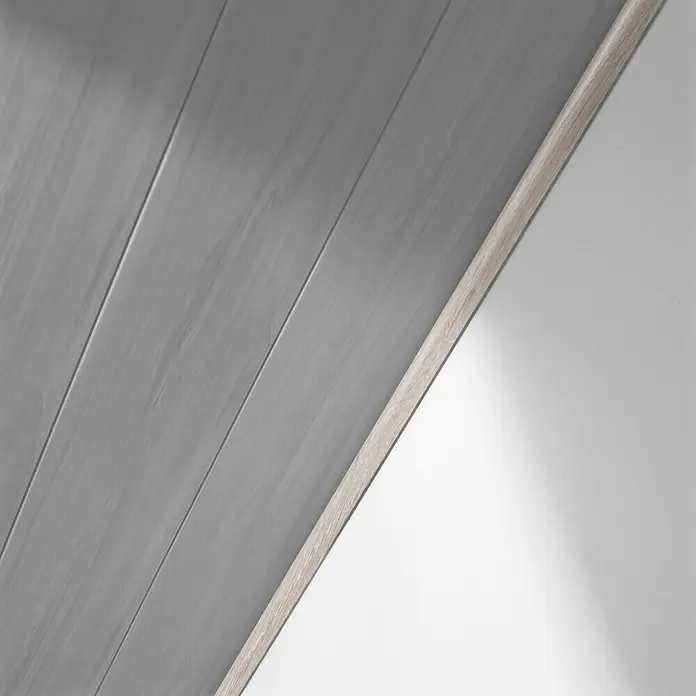 LOGOCLIC Abdeckleiste Eiche Vigo - 2,6 m x 25 mm x 6 mm - Detailaufnahme
