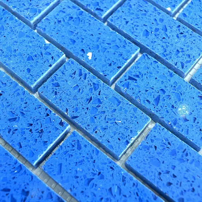 Mosaikfliese Brick Artifical XCM ASMB5 - 30 x 30 cm, Blau, Glänzend - Detailaufnahme