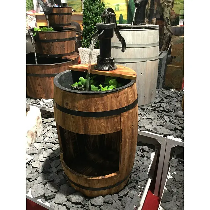 Silex Drvena fontana Rhein - 42,5 x 43 x 89,5 cm - Proizvod u upotrebi