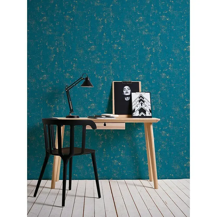 AS Creation Trendwall Vliestapete - Blau/Gold, Betonoptik, 10,05 x 0,53 m - Stimmungsaufnahme