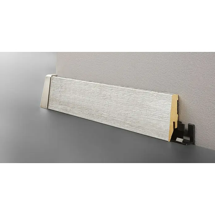 LOGOCLIC Aquaprotect Podna kutna lajsna - 2,6 m x 18 mm x 58 mm, Ravni oblik - Detaljan prikaz