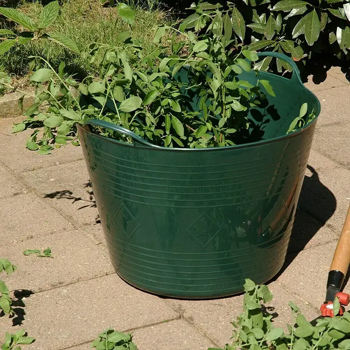 Vrtna kanta - Plastika, Zapremnina: 40 l, Zelene boje - Proizvod u upotrebi