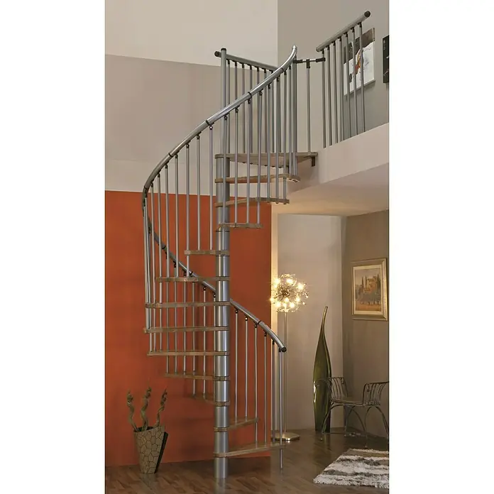 Minka Spindeltreppe Spiral Effect - Durchmesser: 140 cm, Silber, Farbe Stufen: Buche Hell, Geschosshöhe: 309 cm - Stimmungsaufnahme