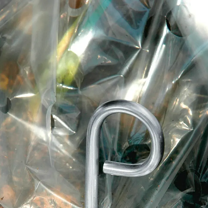 Bellissa Folienhalter - 15 cm, Stahldraht, Verzinkt, 20 Stk. - Anwendungsbeispiel