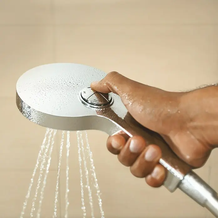 Grohe Handbrause Power & Soul Cosmoplitan 130 - Anzahl Funktionen: 4 Stk., Durchmesser: 13 cm, Chrom - Anwendungsbeispiel
