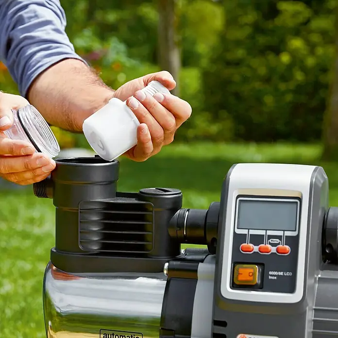 Gardena Kućna pumpa za vodu 6000/6 LCD inox - 1.300 W, Maksimalni protok: 6.000 l/h, Maksimalni tlak: 5,5 bar