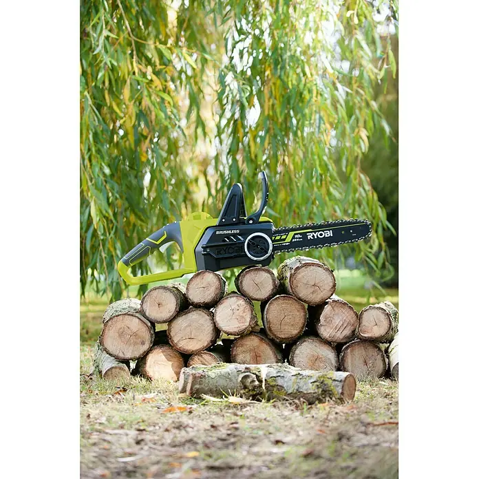 Ryobi ONE+ Akumulatorska lančana pila - 18 V, Litij-ionska, Bez akumulatora, Dužina mača: 30 cm