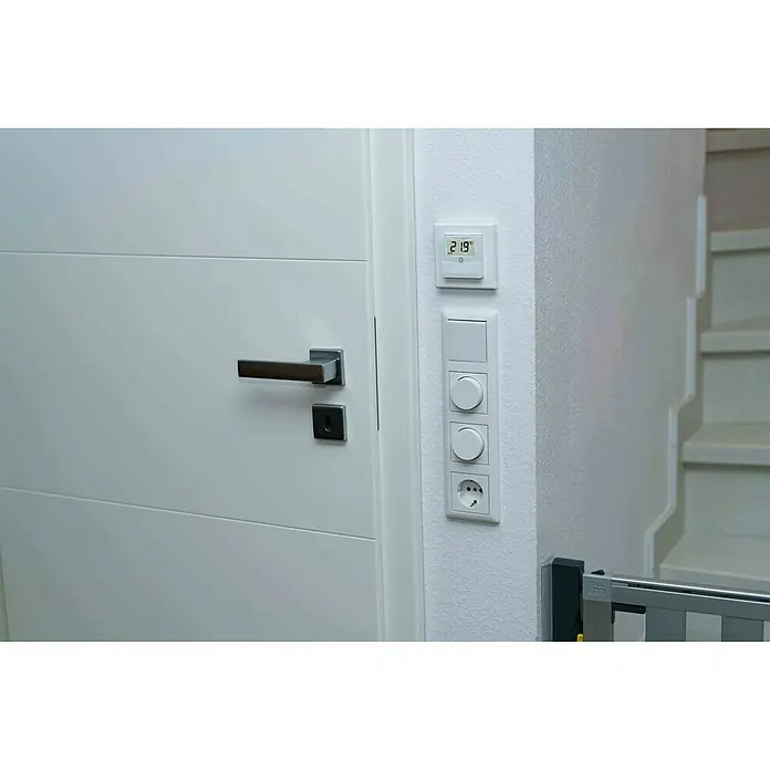 Homematic IP Funk-Raumthermostat HmIP-BWTH - Netzbetrieben, 230 V/50 Hz, 54 x 86 x 86 mm - Stimmungsaufnahme