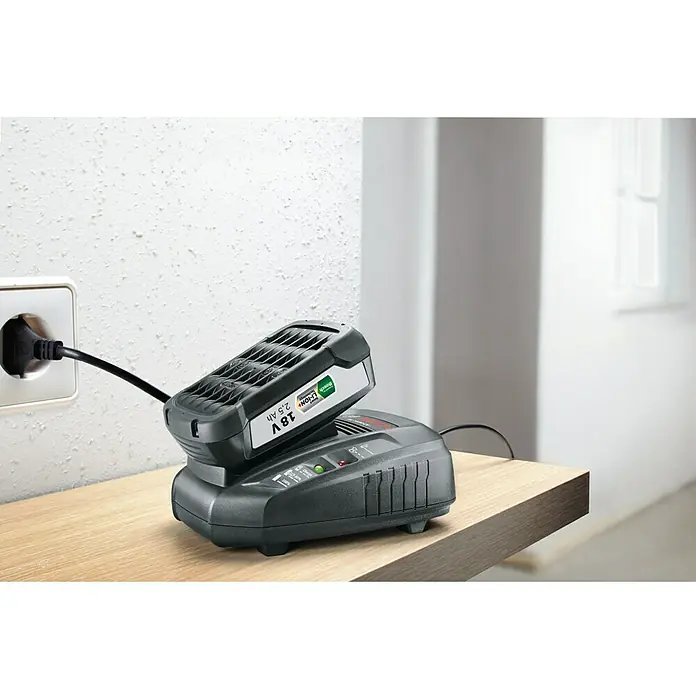 Bosch 18 V Power for All Punjač i baterija Starter Set - 18 V, 1 baterija, 2,5 Ah, Litij-ionska - Proizvod u upotrebi