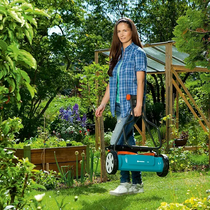 Gardena Classic Cilindrična kosilica - Širina reza: 40 cm - Proizvod u upotrebi