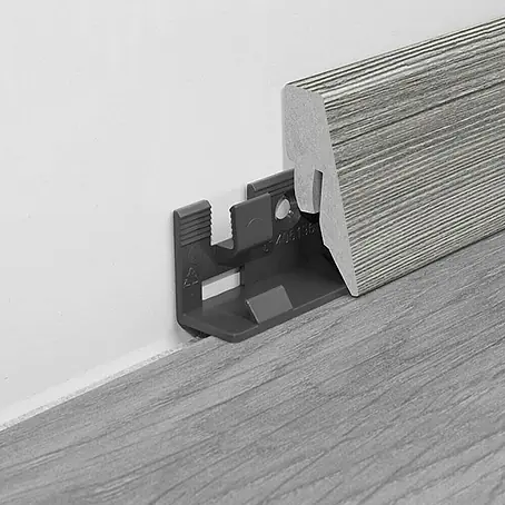LOGOCLIC  Sockelleiste K40 C Hickory Amalfi