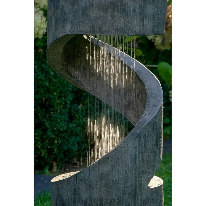 Dobar Kunststeinbrunnen - 31,5 x 31,5 x 79,5 cm - Detailaufnahme