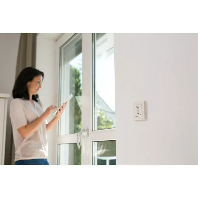 Schellenberg Smart Home Funk-Empfangsschalter - 80 x 80 x 40 mm, Weiß, Unterputzmontage