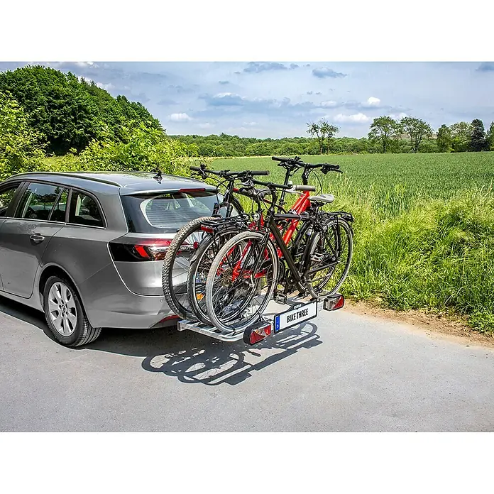 Eufab Fahrradträger Bike Three - Geeignet für: 3 Fahrräder, Max. Ladegewicht: 50 kg, Passend für: Fahrzeuge mit Anhängerkupplung - Anwendungsbeispiel