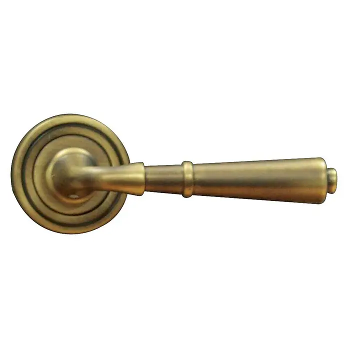 Juego de manillas 1036+R.01-006 - Apto para: Puertas de madera, Tornillos ocultos
