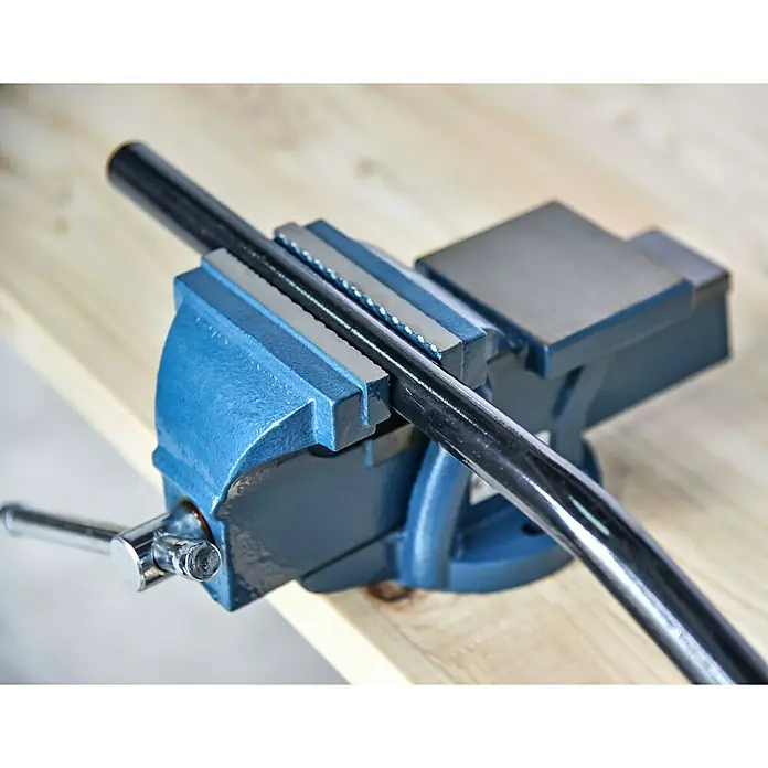 Schraubstock - 150 mm, Feststehend, Metall - Vorderansicht