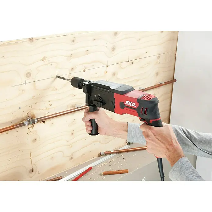 Skil Kombihammer 1770 GA - 850 W, Leerlaufdrehzahl: 0 U/min - 980 U/min, Einzelschlagstärke: 2,8 J - Anwendungsbeispiel