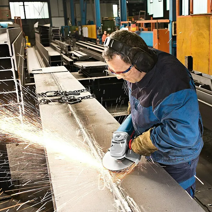 Bosch Professional Winkelschleifer GWS 22-230 JH - 2.200 W, 230 mm, Leerlaufdrehzahl: 6.500 U/min