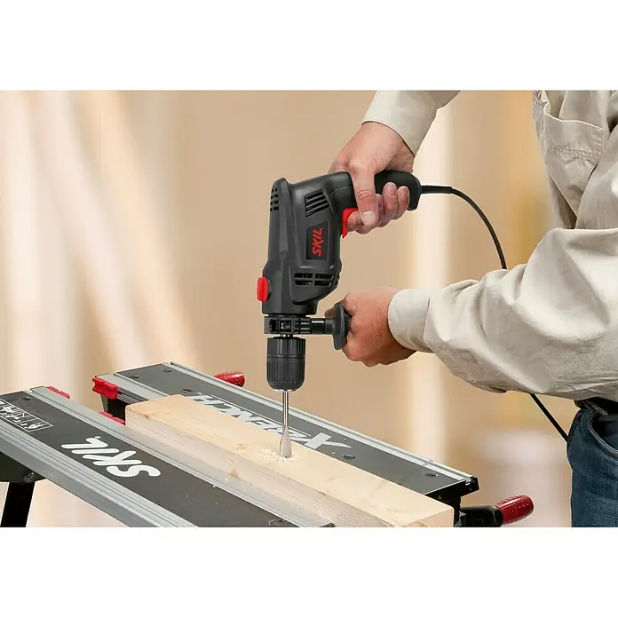Skil Schlagbohrmaschine 1020 AA - 550 W, Leerlaufdrehzahl: 0 U/min - 2.700 U/min - Anwendungsbeispiel