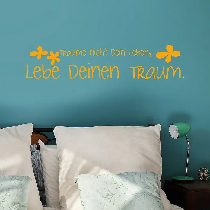 Wandtattoo - Träume nicht dein Leben …, Gelb, 60 x 25 cm - Vorderansicht