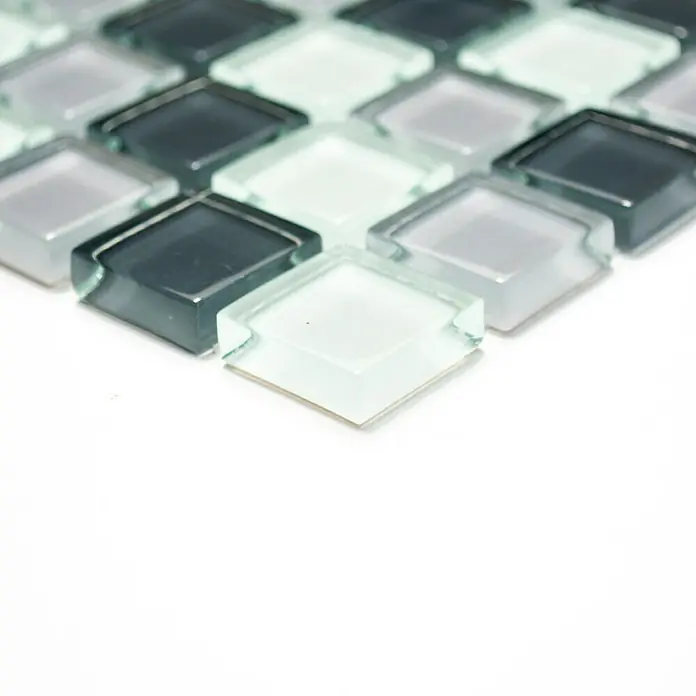 Mosaikfliese Quadrat Crystal Mix XCM 8125 - 32,7 x 30,2 cm, Grau/Weiß, Glänzend - Vorderansicht