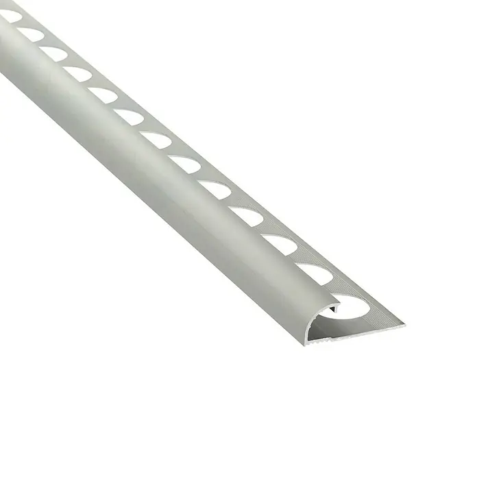 Cantonera 171 A - 2,5 m x 10 mm x 10 mm, Plateado, Mate - Vista angular
