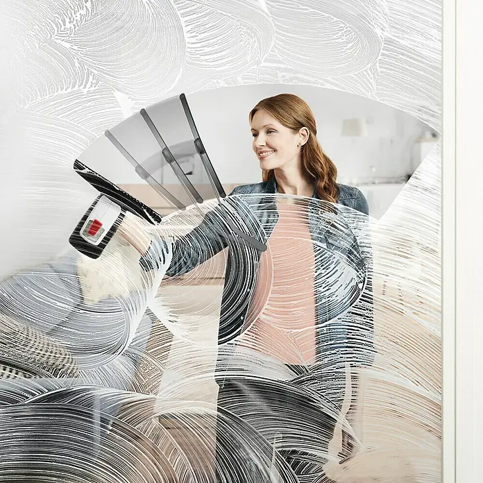 Bosch Akku-Fenstersauger GlassVac - Flächenleistung: Ca. 105 m²/Akkuladung, Akkutyp: Li-Ionen - Anwendungsbeispiel