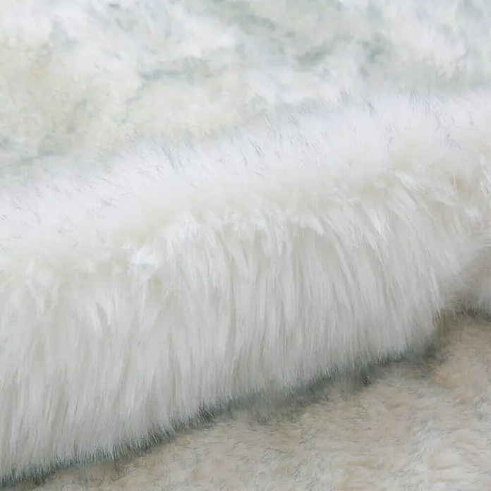 Kayoom Teppich Crown - Weiß/Puderblau, 170 x 120 cm, 100 % Polyester - Detailaufnahme